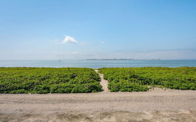 Arnwith - 20M from the Sea
