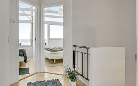 Ninne - 50M from the Sea: Wood, Roof, Architecture, Home, House, Cottage, Siding, Hardwood, Slope, Estate
