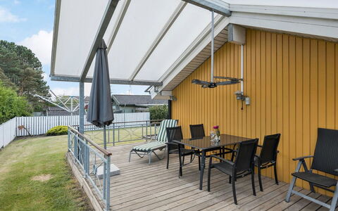 Hjalmar - 400M from the Sea: House, Cottage, Roof, Garden Buildings, Shade, Shed, Backyard, Outdoor Furniture, Yard, Lawn