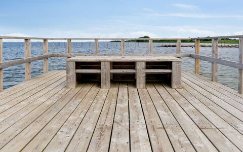Wrage - 500M from the Sea: Flooring, Wall, Floor, Interior Design, Wood, Ceiling, Wood Flooring, Lighting, Furniture, Laminate Flooring