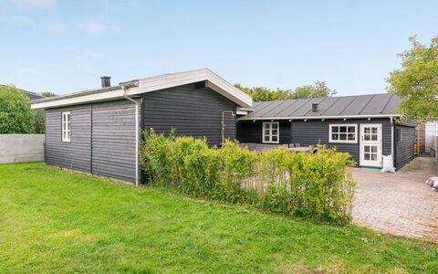 Gunlef - 50M from the Sea: House, Roof, Home, Cottage, Siding, Groundcover, Lawn, Yard, Garden, Backyard