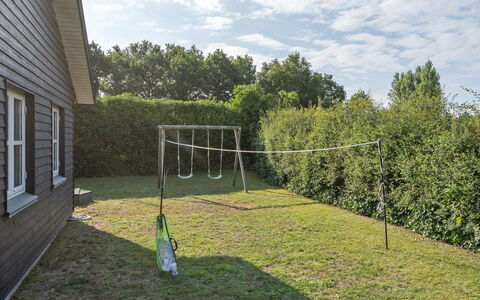 Kamilla - 200M from the Sea: Blue, Shrub, Cottage, Groundcover, Garden, Estate, Shade, Landscaping, Farmhouse, Eco Hotel