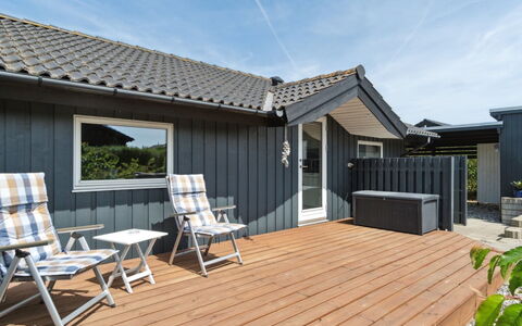 Kulben - 450M from the Sea: Blue, Shrub, Cottage, Groundcover, Garden, Estate, Shade, Landscaping, Farmhouse, Eco Hotel