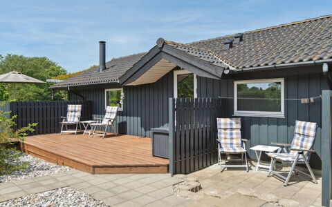 Kulben - 450M from the Sea: Blue, Shrub, Cottage, Groundcover, Garden, Estate, Shade, Landscaping, Farmhouse, Eco Hotel