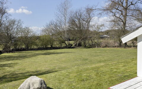 Guthki - 275M from the Sea: Grass, Tree, Branch, Grassland, Shrub, Landscape, Garden, Land Lot, Lawn, Plain