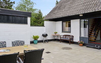 Wiger - 150M from the Sea