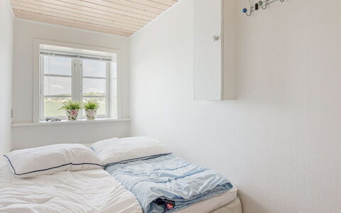Ajo - 2Km from the Sea: Wall, Bedroom, Bed, Floor, Bed Sheet, Ceiling, Interior Design, Bedding, Flooring, Linens