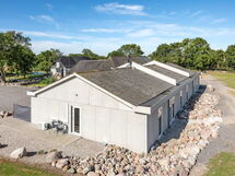 Henne - 2.5Km from the Sea