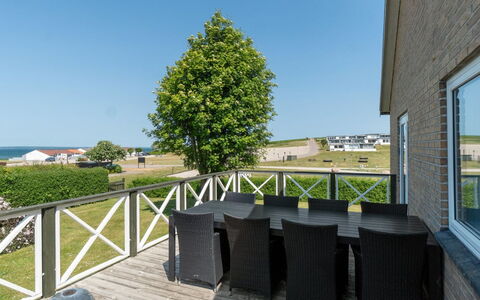 Ambrosius - 75M from the Sea: Plant Community, Sunlight, Herbaceous Plant, Garden, Plantation, Agriculture, Farm