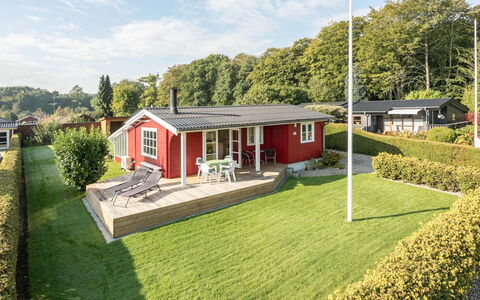 Florencia - 200M from the Sea: Roof, House, Land Lot, Home, Cottage, Estate, Garden Buildings, Shade, Log Cabin, Landscaping