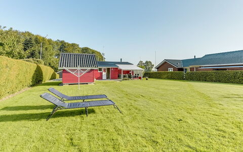 Florencia - 200M from the Sea: Roof, House, Land Lot, Home, Cottage, Estate, Garden Buildings, Shade, Log Cabin, Landscaping