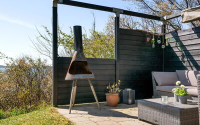 Ose - 50M from the Sea