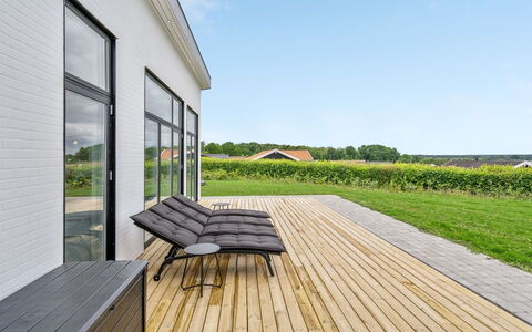 Constantin - 500M from the Sea: Plant Community, Sunlight, Herbaceous Plant, Garden, Plantation, Agriculture, Farm