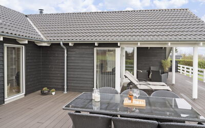 Hansa - 900M from the Sea