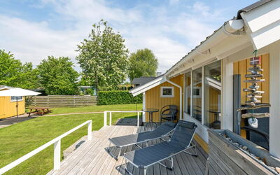 Albantine - 150M from the Sea