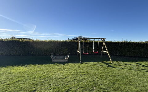 Arnod - 400M from the Sea: Wood, Garden, Backyard, Land Lot, Home, Roof, Shade, Deck, Hardwood, Yard