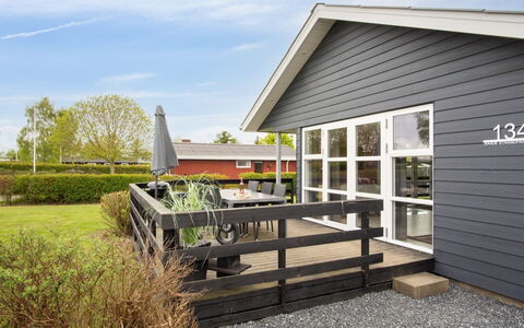 Elvina - 200M from the Sea: Blue, Shrub, Cottage, Groundcover, Garden, Estate, Shade, Landscaping, Farmhouse, Eco Hotel