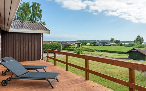 Ellyn - 500M from the Sea: Blue, Shrub, Cottage, Groundcover, Garden, Estate, Shade, Landscaping, Farmhouse, Eco Hotel
