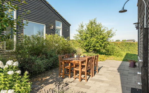 Myrte - 500M from the Sea: Roof, House, Home, Cottage, Door, Siding, Deck, Porch, Plank, Hardwood