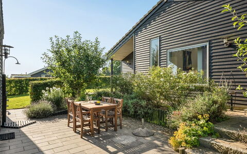 Myrte - 500M from the Sea: Roof, House, Home, Cottage, Door, Siding, Deck, Porch, Plank, Hardwood