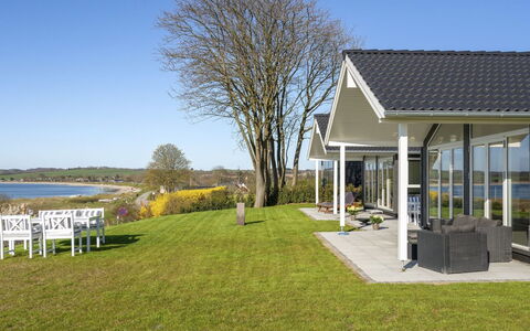 Lander - 20M from the Sea: Roof, House, Home, Cottage, Siding, Estate, Driveway, Garden Buildings, Yard, Shed