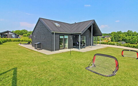 Thorfin - 200M from the Sea: Furniture, Couch, Interior Design, Flooring, Living Room, Floor, Throw Pillow, Room, Pillow