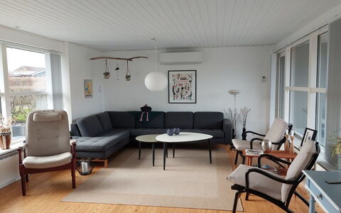 Greth - 500M from the Sea: House, Cottage, Roof, Garden Buildings, Shade, Shed, Backyard, Outdoor Furniture, Yard, Lawn