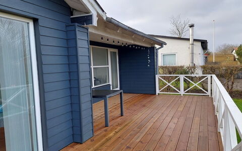 Greth - 500M from the Sea: House, Cottage, Roof, Garden Buildings, Shade, Shed, Backyard, Outdoor Furniture, Yard, Lawn
