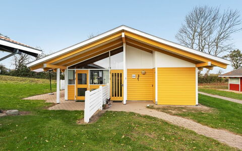 Boris - 500M from the Sea: Residential Area, Roof, Suburb, Driveway, Estate, Chimney
