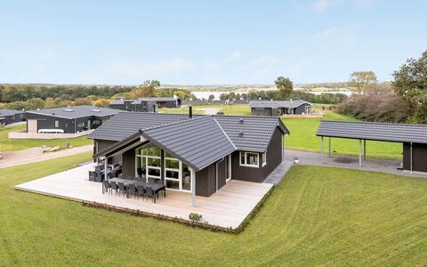 Rathulf - 500M from the Sea: Plant Community, Sunlight, Herbaceous Plant, Garden, Plantation, Agriculture, Farm
