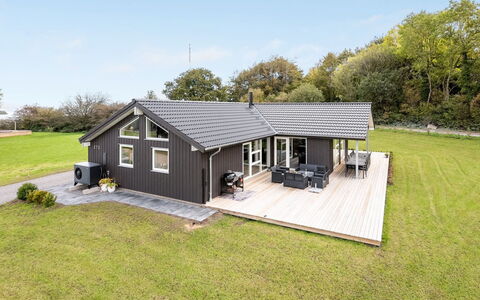 Rathulf - 500M from the Sea: Plant Community, Sunlight, Herbaceous Plant, Garden, Plantation, Agriculture, Farm
