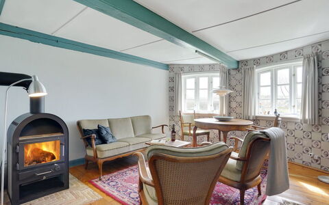 Arik - 700M from the Sea: Roof, House, Home, Cottage, Door, Siding, Deck, Porch, Plank, Hardwood