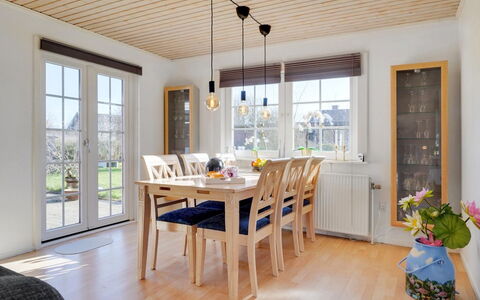 Harrieth - 16Km from the Sea: Blue, Shrub, Cottage, Groundcover, Garden, Estate, Shade, Landscaping, Farmhouse, Eco Hotel