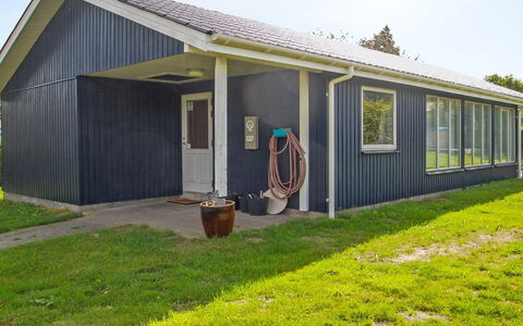 Luise - 800M from the Sea