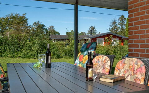Farnke - 600M from the Sea: Plant Community, Sunlight, Herbaceous Plant, Garden, Plantation, Agriculture, Farm