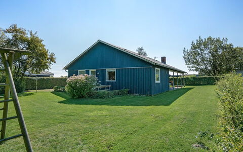 Farnke - 600M from the Sea: Plant Community, Sunlight, Herbaceous Plant, Garden, Plantation, Agriculture, Farm
