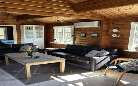 Ernestine - 500M to the Fjord: Furniture, Wood, Interior Design, Flooring, Floor, Home, Hardwood, Ceiling, Wood Stain, Living Room