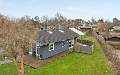 Flete - 200M from the Sea: Plant Community, Sunlight, Herbaceous Plant, Garden, Plantation, Agriculture, Farm
