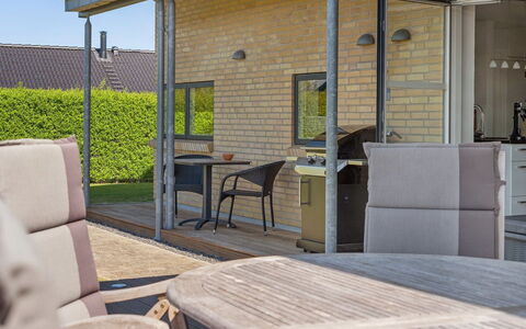 Hans - 700M from the Sea: Roof, House, Home, Cottage, Siding, Estate, Driveway, Garden Buildings, Yard, Shed