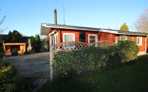 Tess - 50M from the Sea: Grass, House, Roof, Cottage, Home, Shrub, Farmhouse, Land Lot, Rural Area