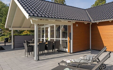 Hellena - 90M from the Sea: Grass, House, Roof, Cottage, Home, Shrub, Farmhouse, Land Lot, Rural Area