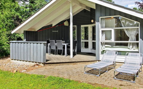 Frederikke - 28Km from the Sea: Hardwood, Porch, Shade, Cottage, Plank, Deck, Estate, Resort, Chair, Outdoor Structure