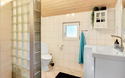 Kea - 30Km from the Sea: Wall, Interior Design, Flooring, Plumbing Fixture, Floor, Bathroom, Ceiling, Room, Plumbing, Tile
