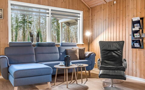 Heina - 25Km from the Sea: Furniture, Chair, Hardwood, Living Room, Armrest, Houseplant, Pine Family