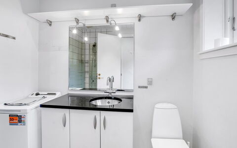 Siiri - 28Km from the Sea: Plumbing Fixture, Sink, Interior Design, Bathroom, Tap, Flooring, Bathroom Sink, Ceiling, Plumbing, Countertop