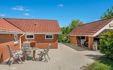Erp - 10Km from the Sea: Roof, House, Home, Cottage, Door, Siding, Deck, Porch, Plank, Hardwood