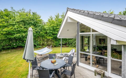 Valentin - 400M to the Fjord: Apartment, Shade, Balcony, Chair, Fence, Outdoor Furniture, Aluminium, Artificial Turf