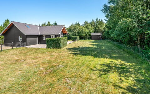 Yvonna - 350M to the Fjord: House, Shrub, Roof, Home, Cottage, Land Lot, Rural Area, Groundcover, Garden, Lawn
