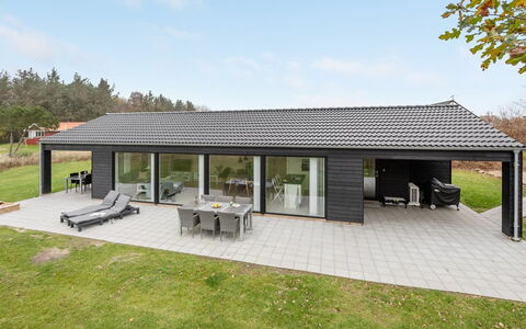 Tindra - 30M to the Fjord: Plant Community, Sunlight, Herbaceous Plant, Garden, Plantation, Agriculture, Farm