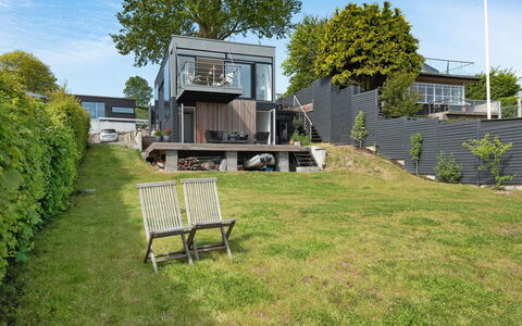 Herewardus - 10M to the Fjord: Plant Community, Sunlight, Herbaceous Plant, Garden, Plantation, Agriculture, Farm